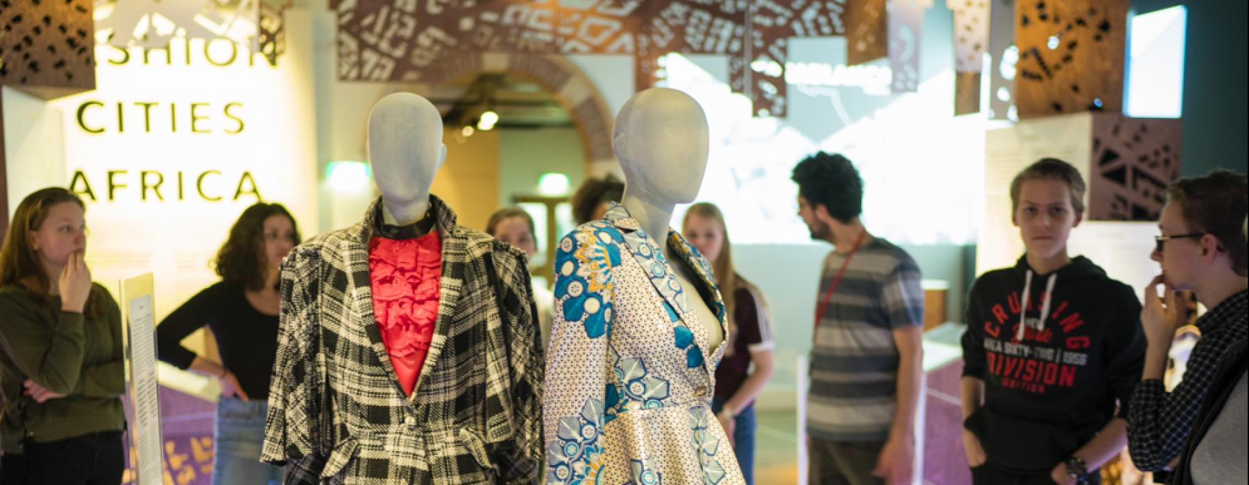 Voortgezet onderwijs - Kleding - Afrika Museum